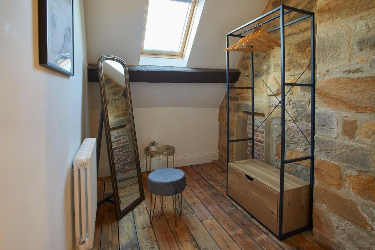 Host & - The Coach House